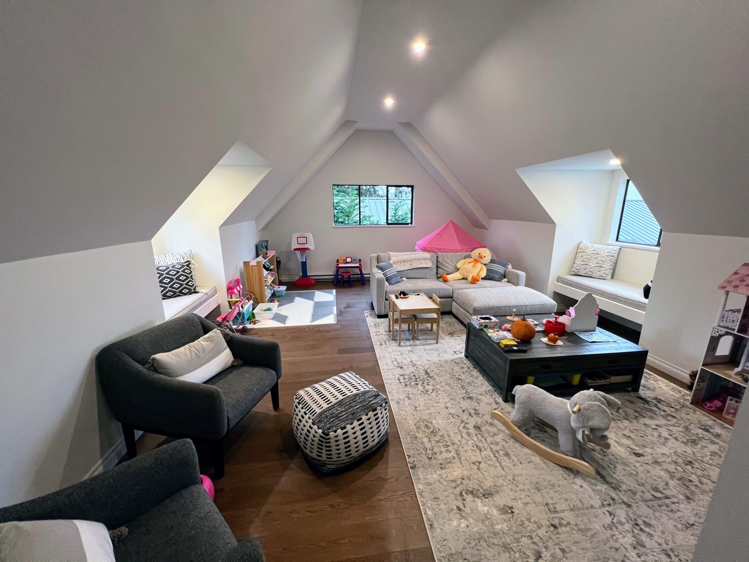 Luxury House Cleaning Service in West Vancouver Saving Time for Families